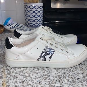 White vintage shoes